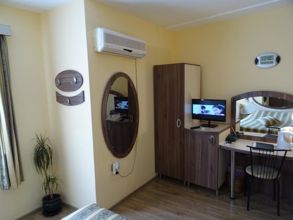 Отель Hotel Color Варна-116