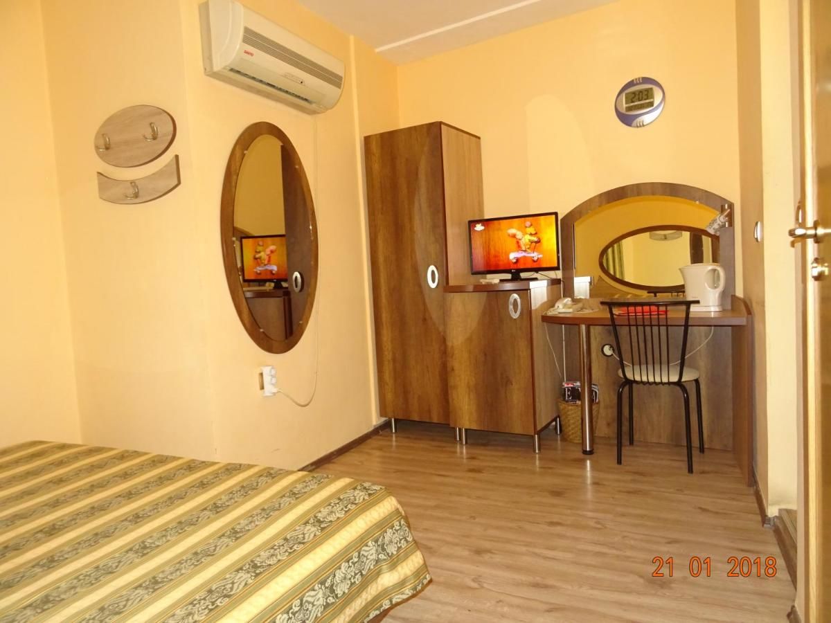 Отель Hotel Color Варна-27