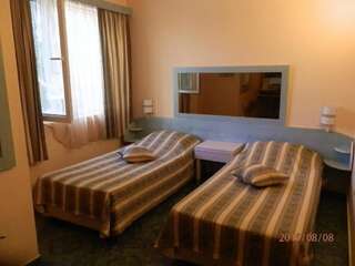 Отель Hotel Color Варна Двухместный номер с 1 кроватью или 2 отдельными кроватями-93