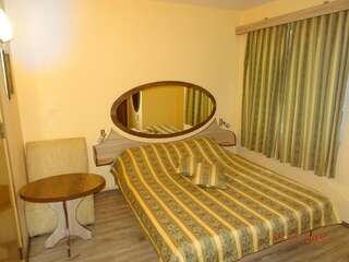 Отель Hotel Color Варна Двухместный номер с 1 кроватью или 2 отдельными кроватями-34